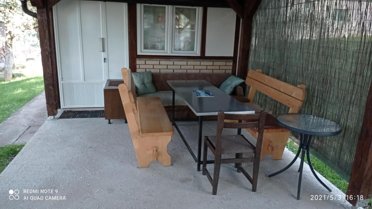 Ravne Apartman 2 Apartment